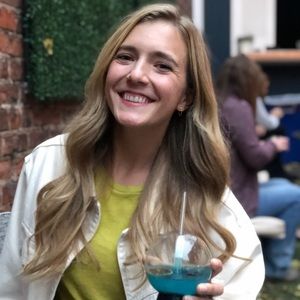 Meet your Posher, Becky